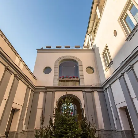 Avellino Historic פוזולי