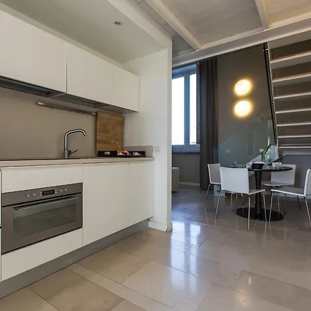 Avellino Historic 3* פוזולי