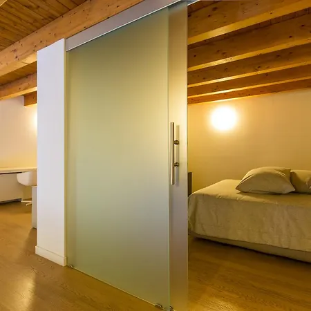 מלון דירות Avellino Historic 3*