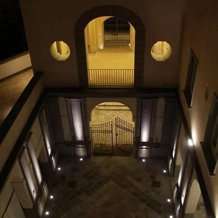 Avellino Historic 4* Pozzuoli