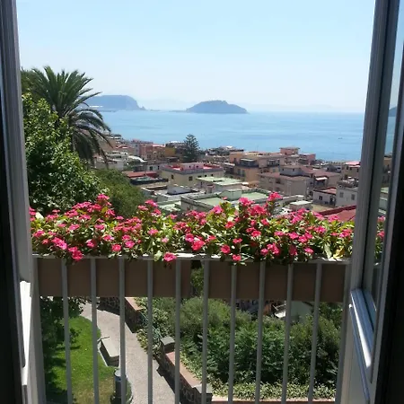 Aparthotel Avellino Historic Pozzuoli